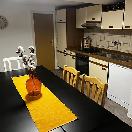 Haus 4-7 Personen In Stadtallendorf-schweinsberg Stadtallendorf