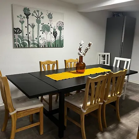 Haus 4-7 Personen In Stadtallendorf-schweinsberg *
