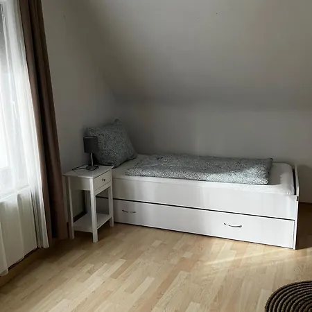 Haus 4-7 Personen In Stadtallendorf-schweinsberg Апартаменты *