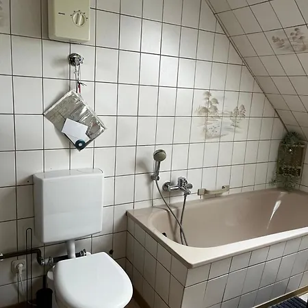 Апартаменты Haus 4-7 Personen In Stadtallendorf-schweinsberg